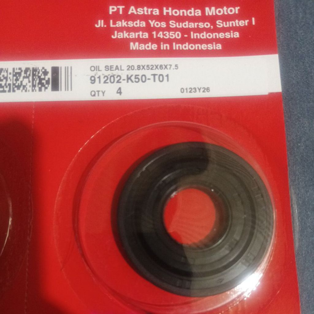 ซีลเพลาข้อเหวี่ยงซ้ายสําหรับ beat Scoopy original Ahm 20.8x52x6x7 91202-K50-T01