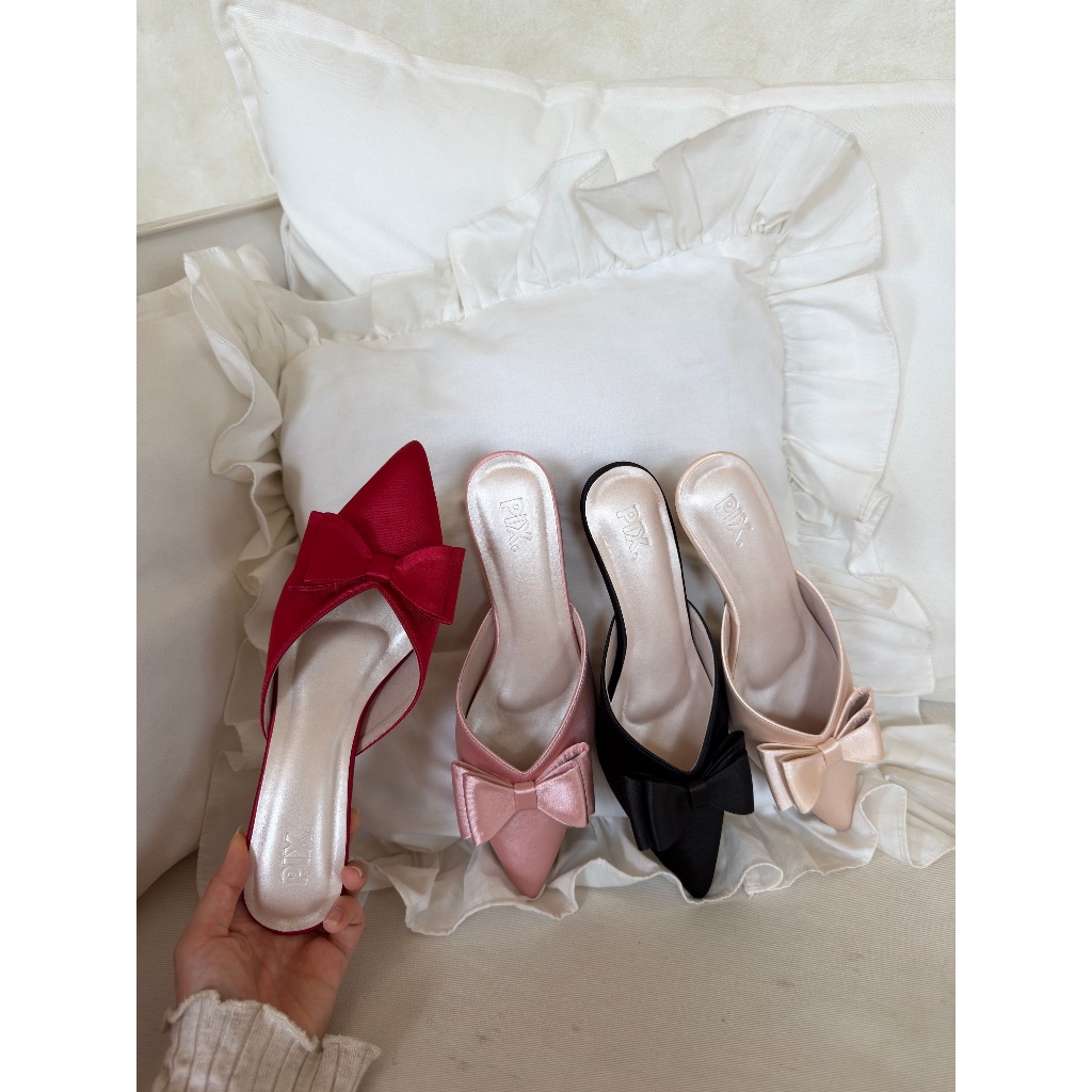 [MINOR DEFECT] Cher Heel