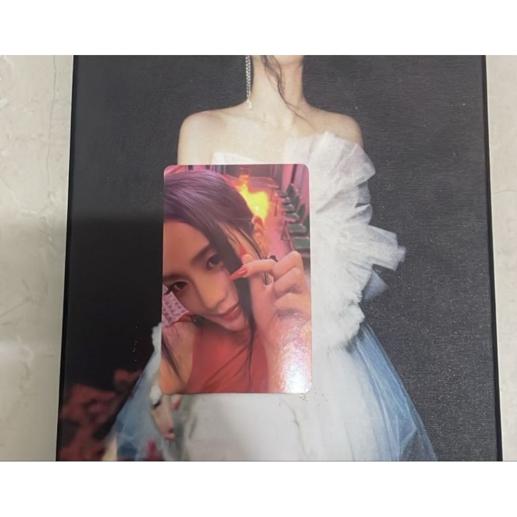 Photocard อย่างเป็นทางการ Jisoo Black Pink Me