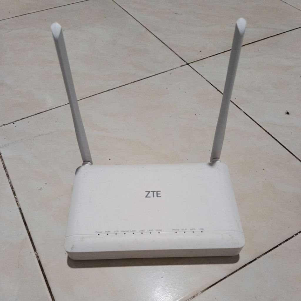 HIJAU GPON ONT ZXHN F670L ZTE ป้อมสีเขียว + ADAPTER