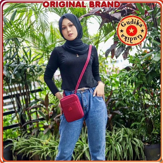 Gudika 5156 Sling Bag – สง่างาม มีสไตล์ ทันสมัย กระเป๋าสะพาย Hassle-Free
