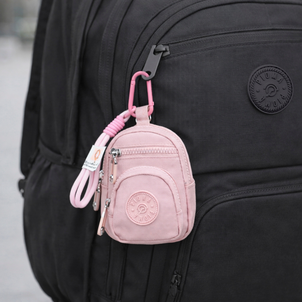 GANTUNGAN OPIOBAGS Pioma Backy ที่แขวนกระเป๋าน่ารัก Mini Bag Charm อุปกรณ์เสริมกระเป๋า