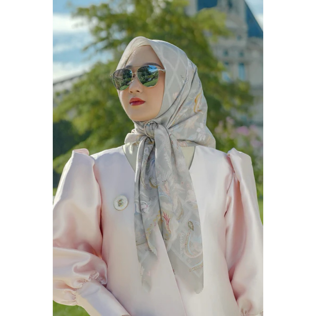 Buttonscarves ลายเซ็น x dian rainbow dijon