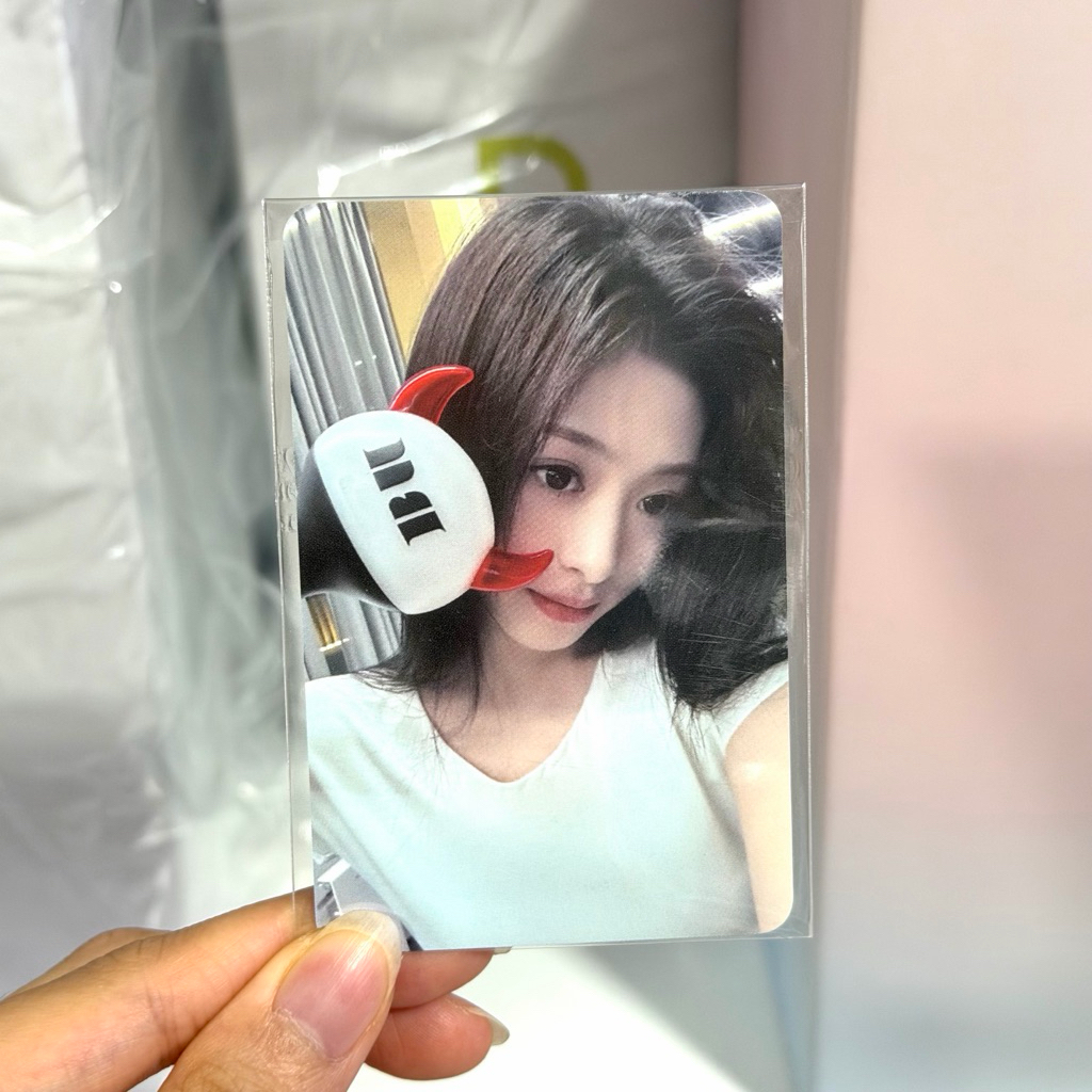 [READY] พีซีโฟโต้การ์ด Ahyeon BABYMONSTER อย่างเป็นทางการ