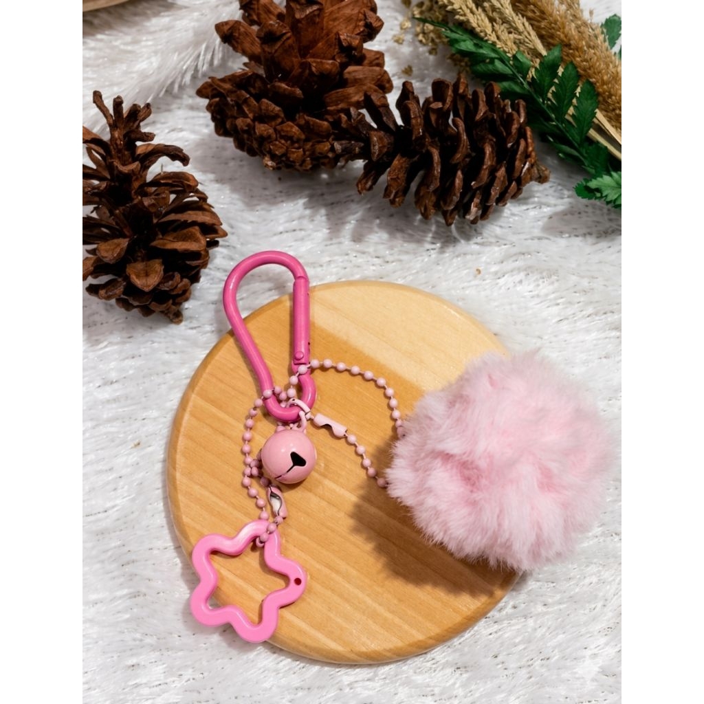 GANTUNGAN AEESTETIC KEYCHAIN / STAR KEYCHAIN / POM KEYCHAIN / CUTE KEYCHAIN / PACKAGING KEYCHAIN