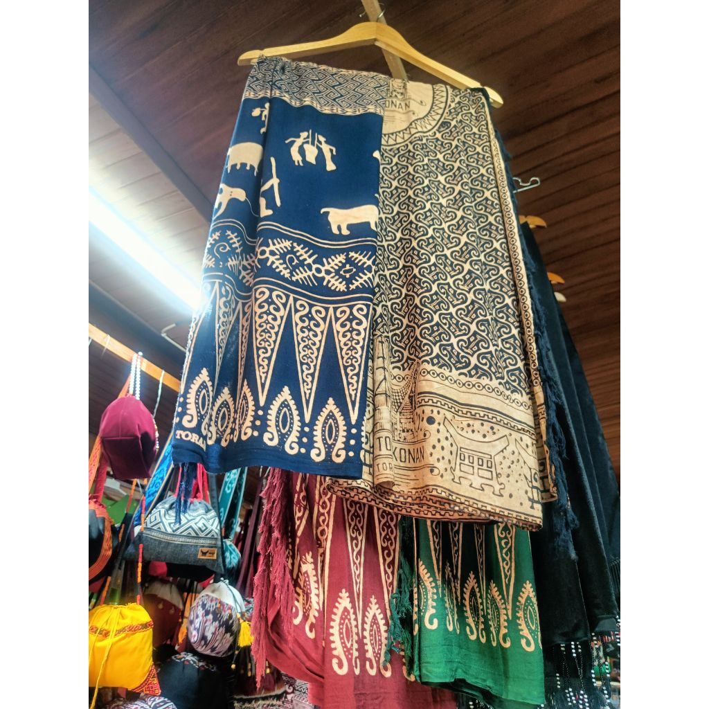 TORAJA CARVED BEACH SArong
