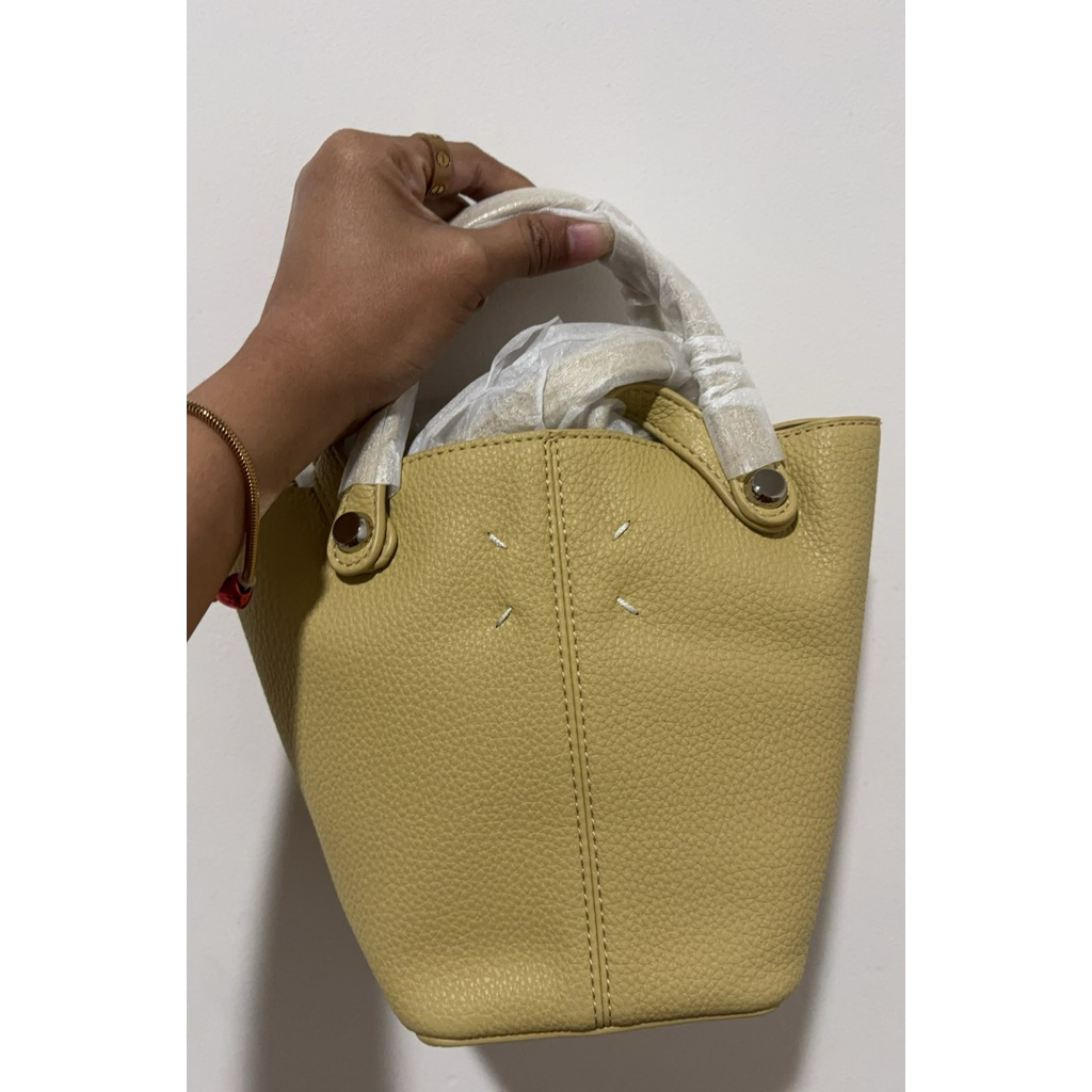 BUCKET BAG NO BRAND*