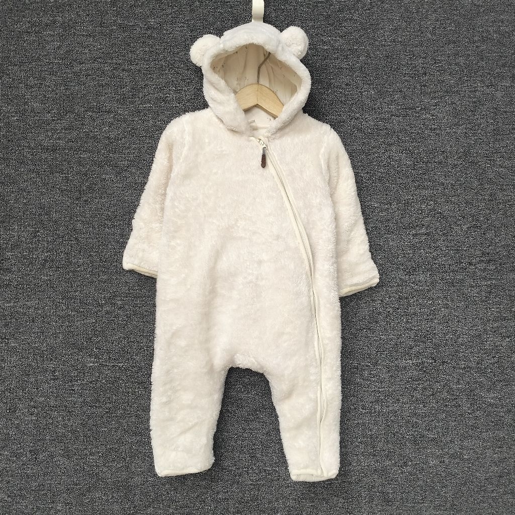 โดยรวม Baby Winter HnM