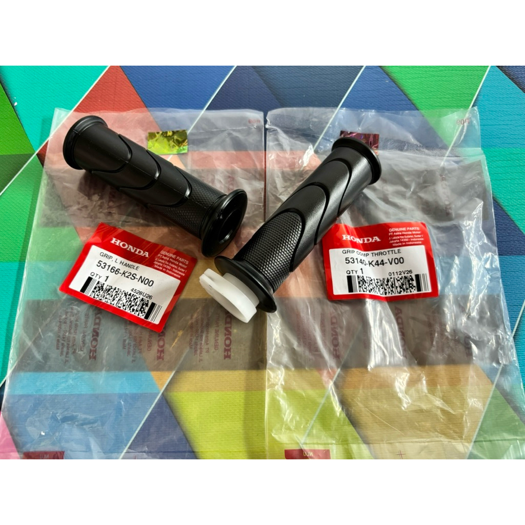 Grip LR K2S K44 - Handfat Handgrip ซ้ายขวา Beat Fi eSP 2014-2024 Scoopy K93 Vario 125 K60 Vario 150 