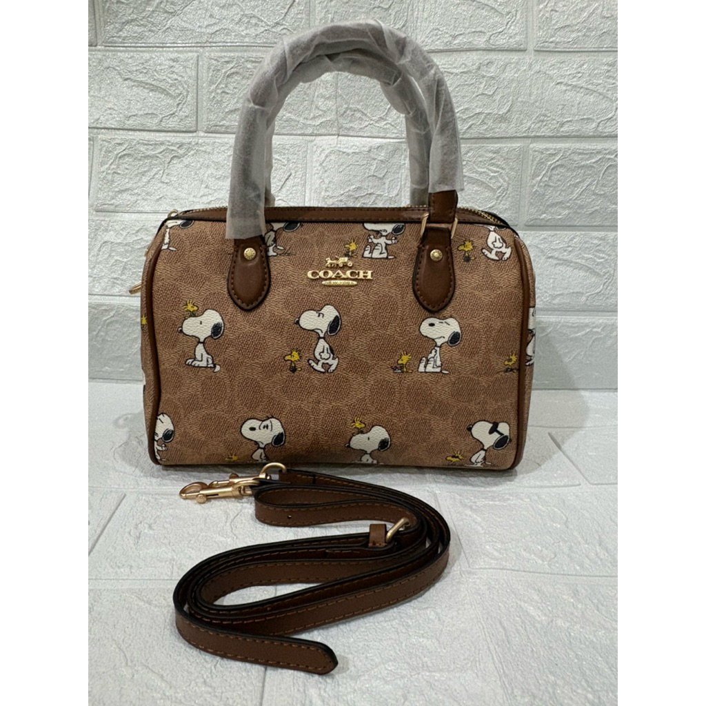 กระเป๋าผู้หญิง Morgan