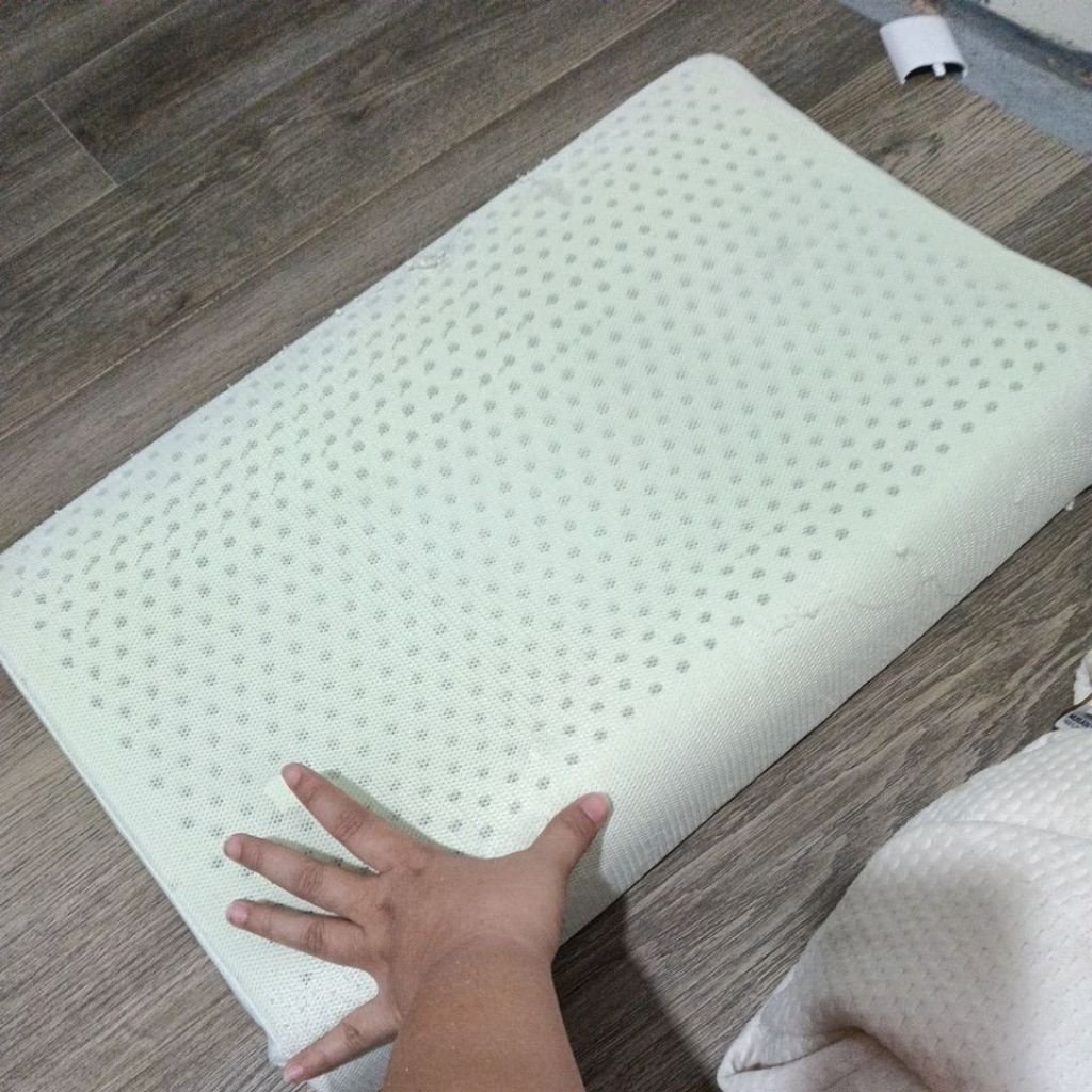 LATEx PILLOW ดั้งเดิม