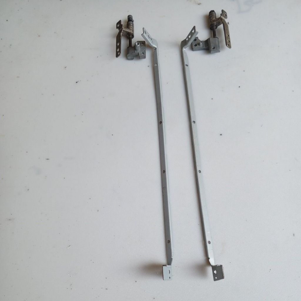 บานพับแล็ปท็อป Compaq Prasario V3700