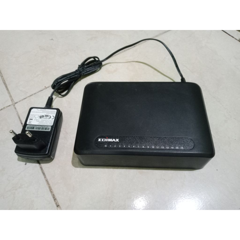 Edimax ES-3316P v1.0 16 พอร์ตสวิตช์ฮับ