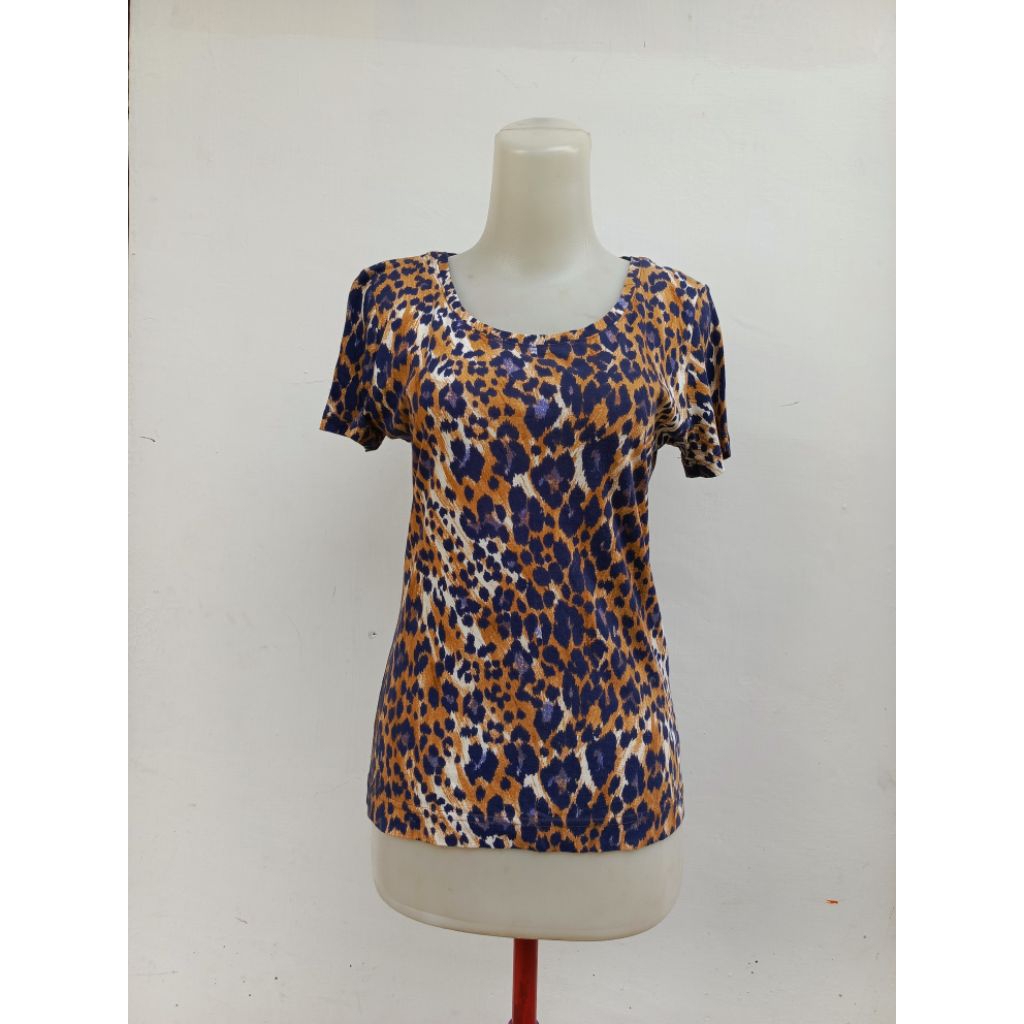 เสื้อยืด Dita*******