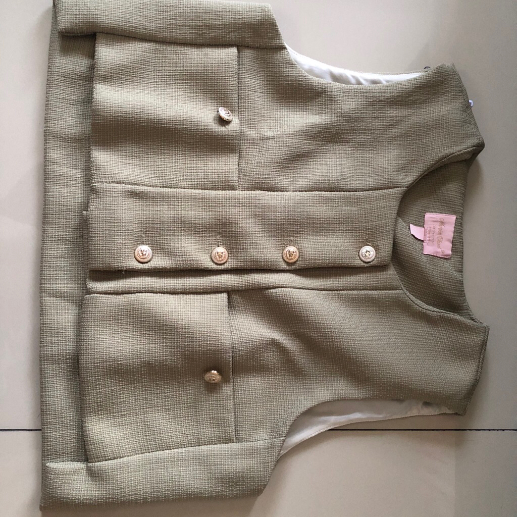 HIJAU Maria Closet เสื้อสีเขียว