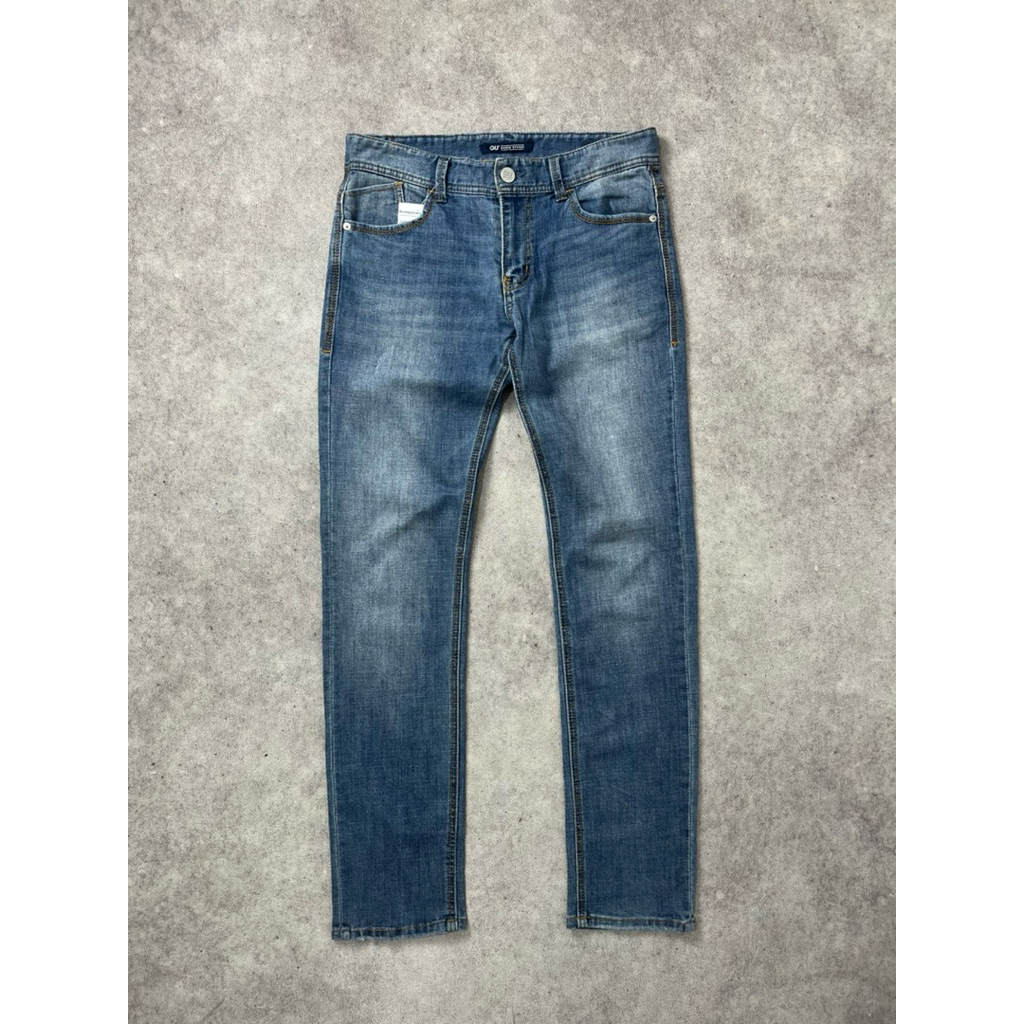 GU jeans studio กางเกงยีนส์ทรงสลิม