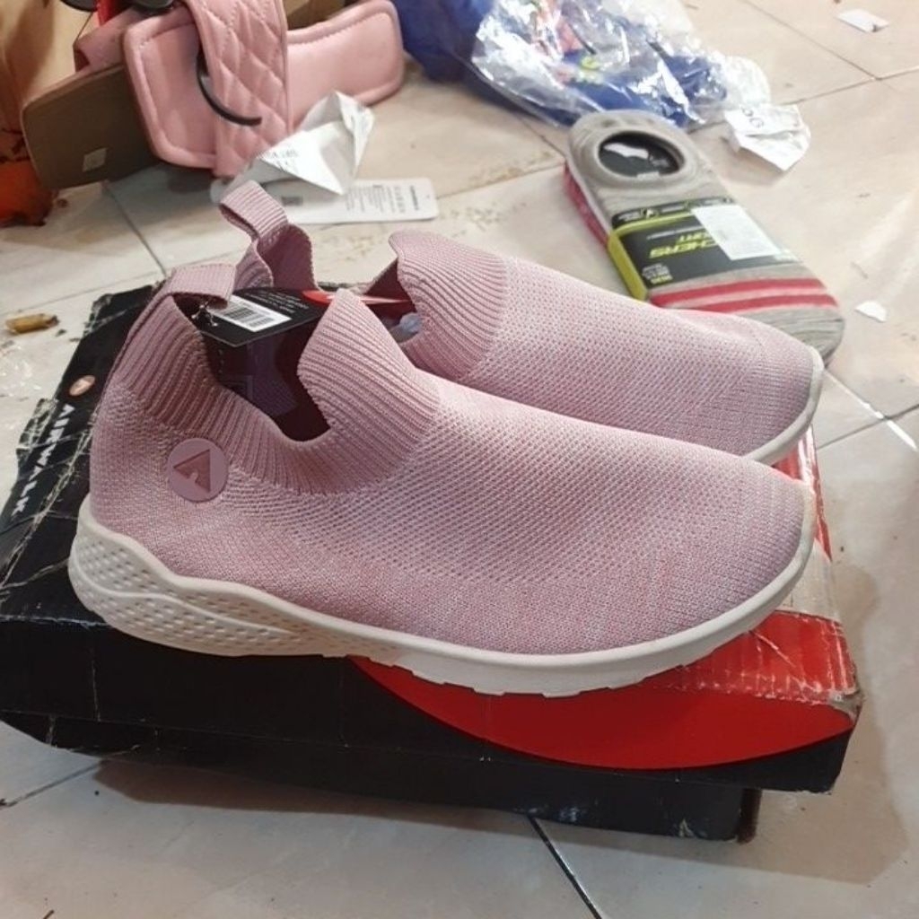 รองเท้า Aiwa jasper*