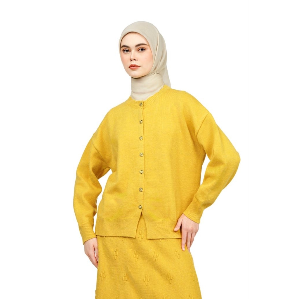 Nada Puspita - คาร์ดิแกนผ้าถัก Hessa สีเหลือง L/XL