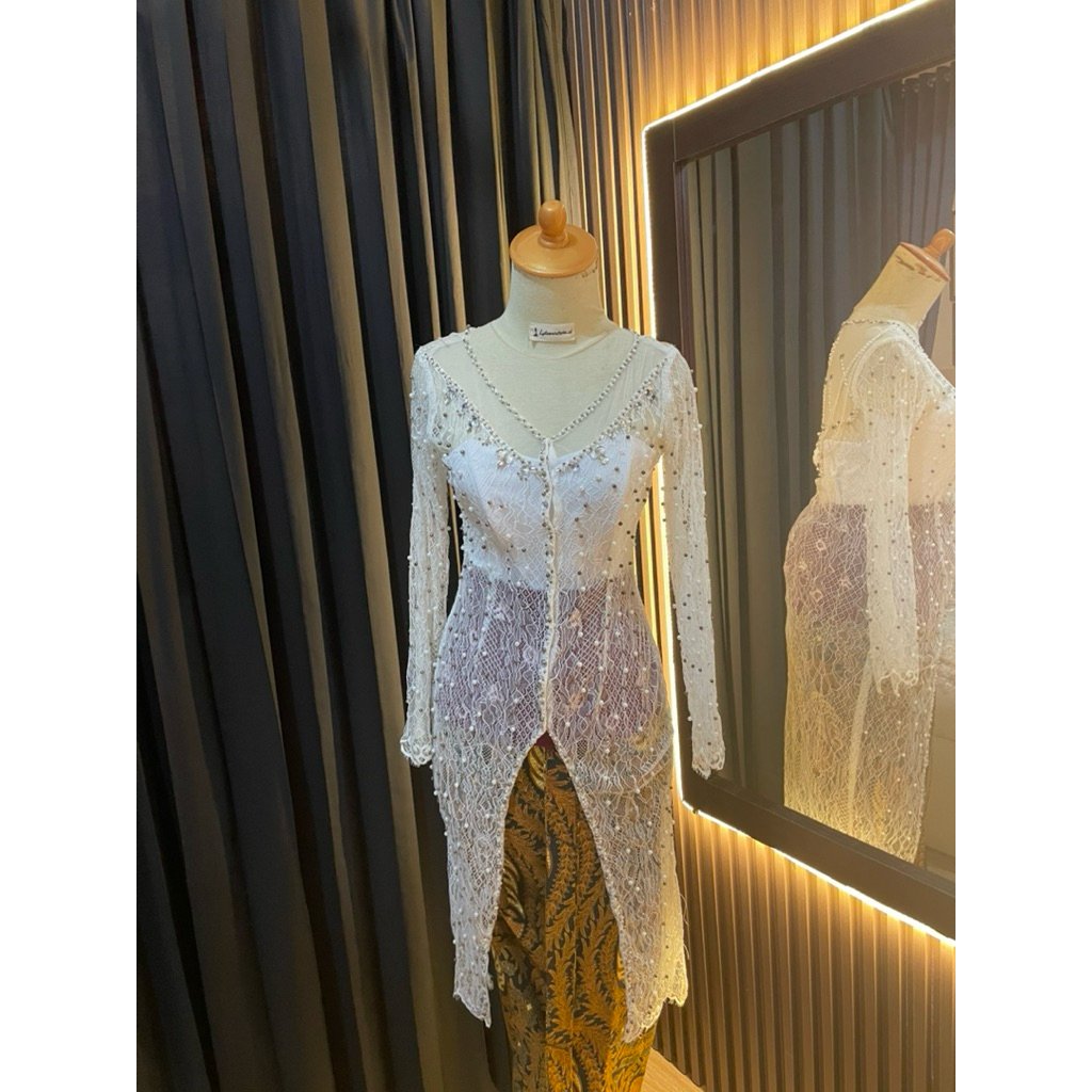 WEDDING GOWN PRELOVED / PARTY DRESS / BRIDEMAIDS GOWN / WEDDING DRESS / WEDDING KEBAYA / GRADUATION 