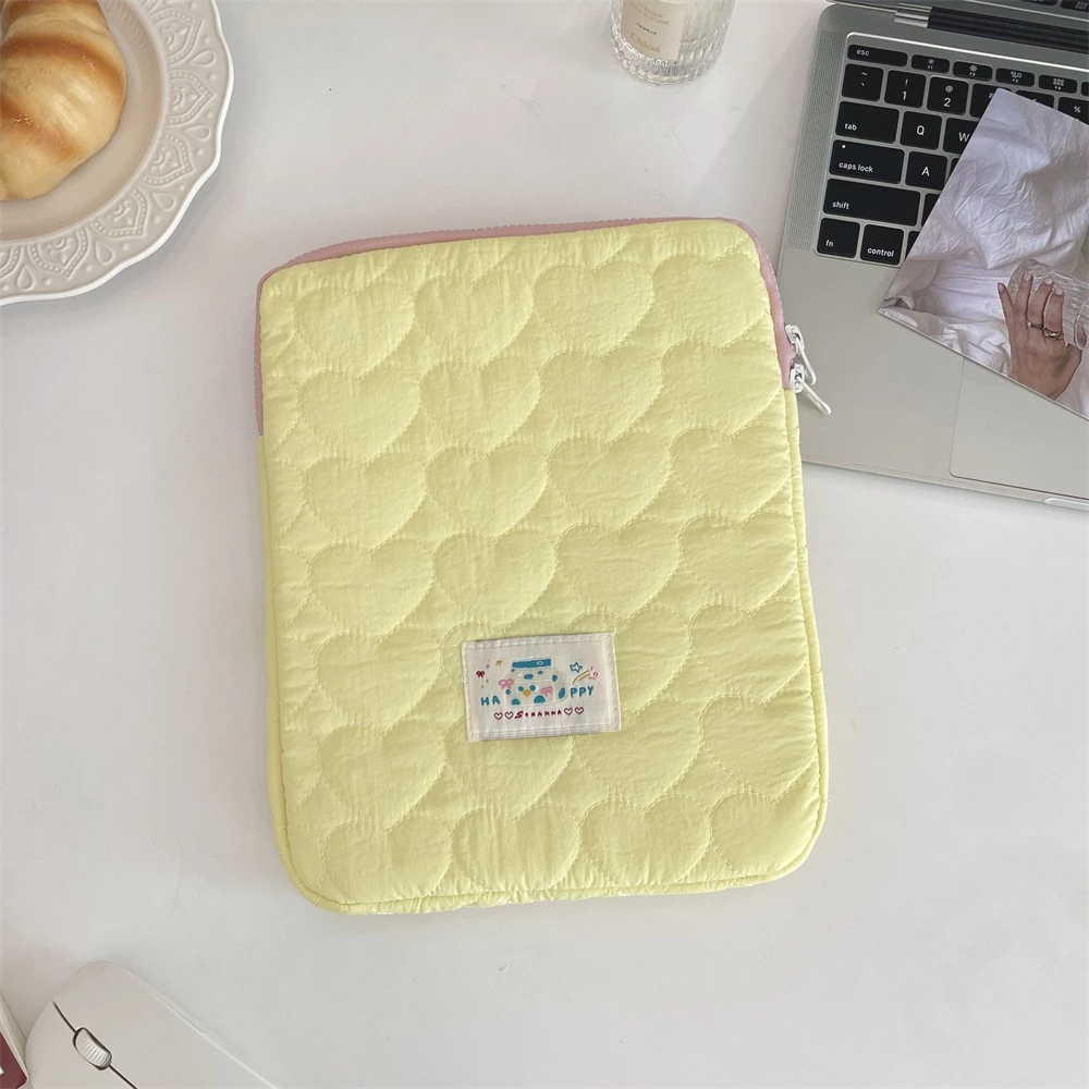กระเป๋าใส่ iPad 10.2 นิ้ว สำหรับ iPad 7/8/9 2019-2021 ลาย Pooh thumbnail 3