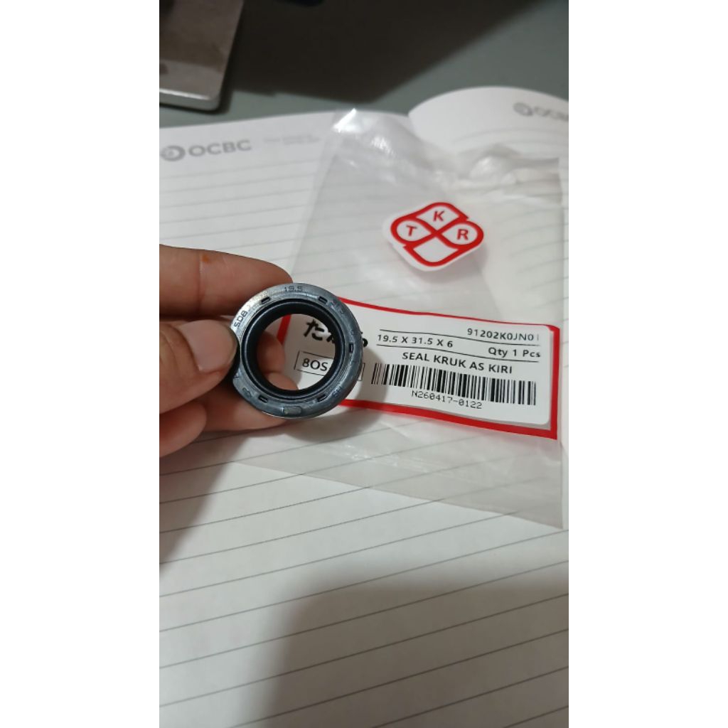 ซีลเพลาข้อเหวี่ยงซ้าย K0J Genio ขนาด 19.5 x 31.5 x 6 เนื้อหา 1 ชิ้น TKR