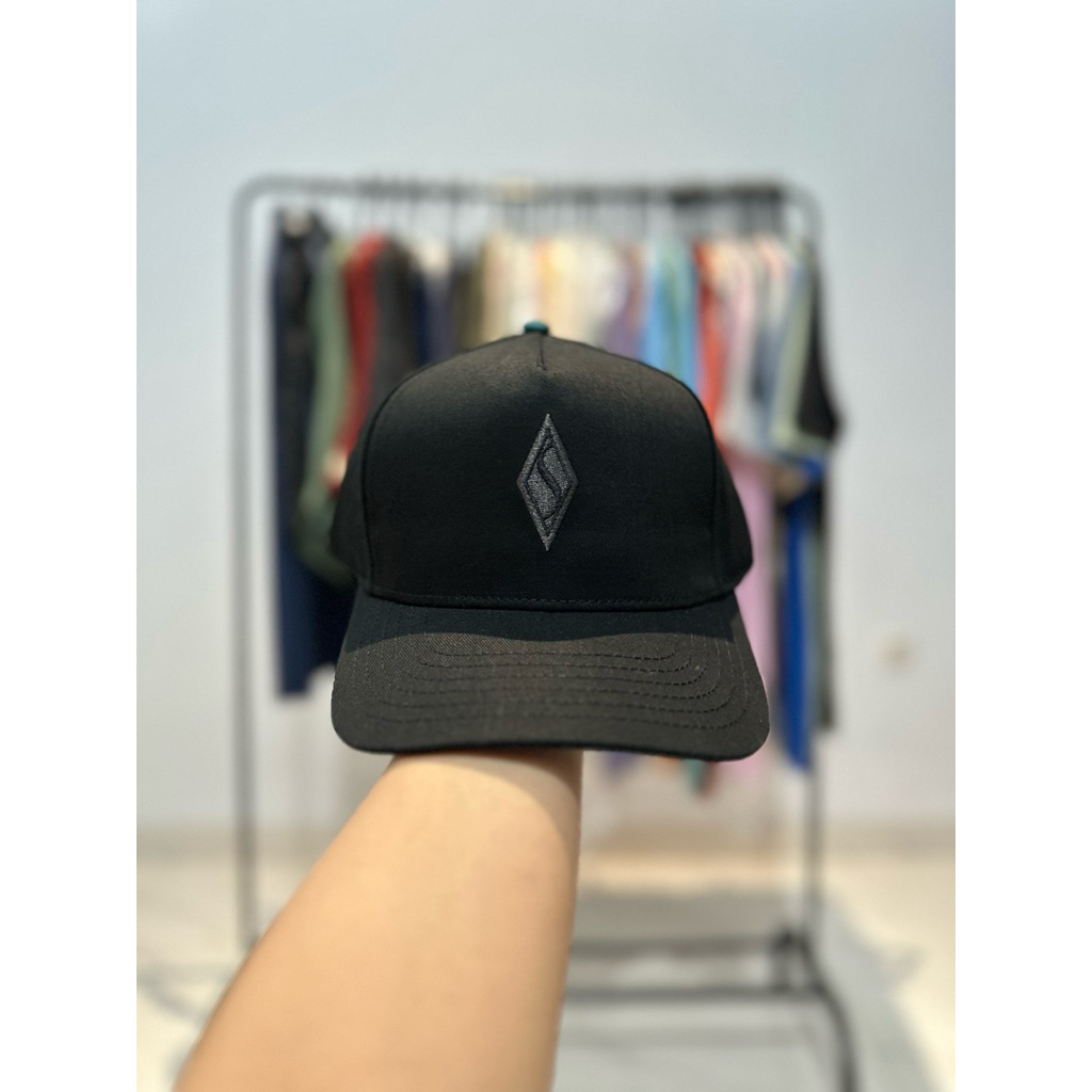 UNISEX SKE MEN DIAMOND CAP SKEOHOM2506BK สีดํา ORIGINAL HAT