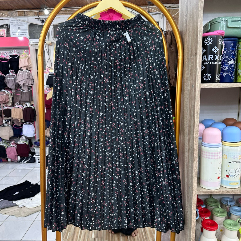 กระโปรง PLISKET PATTERN