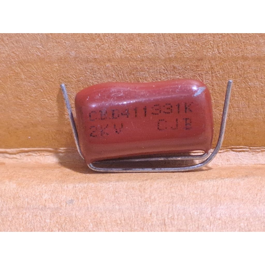 MERAH ตัวเก็บประจุหมอกสีแดง CBB81 / 150Pf ~ 820Pf ~ 2KV *
