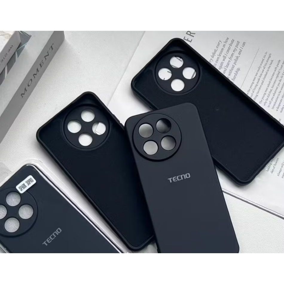 เคสพรีเมี่ยมสีดํา Techno Camon 50 /Camon 50 pro /Spark 50