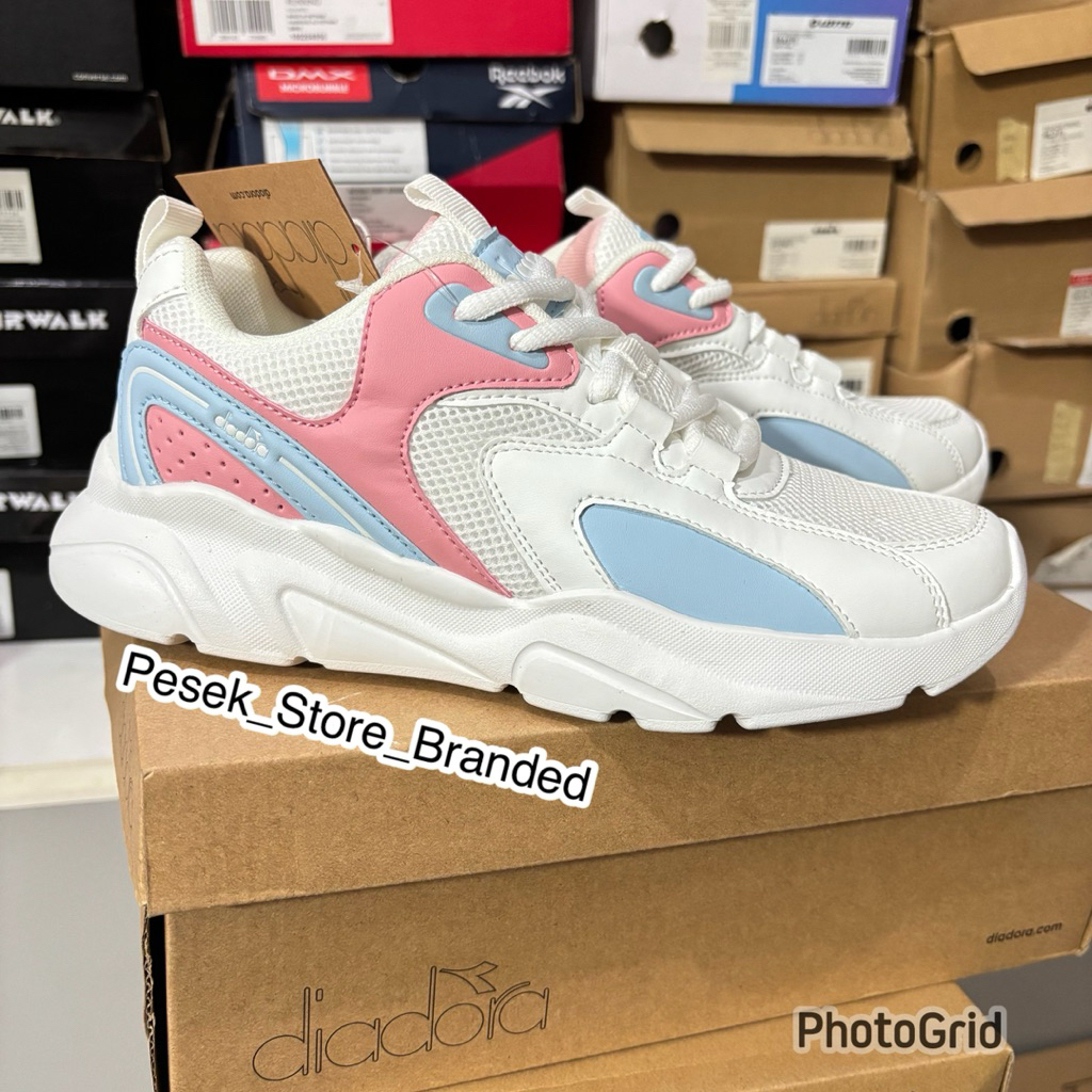 Diadora North (F) รองเท้าสีขาว ไซส์ 36.37 เฉพาะต้นฉบับ