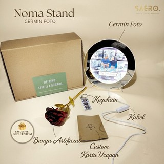 (TANPA PO) NOMA STAND MAGIC PHOTO MIRROR CUSTOM CERMIN AJAIB CERMIN FOTO PIGURA FOTO KADO ULANG TAHUN KADO ANNIVERSARY HAMPERS HARI GURU GRADUATION SEMPRO WISUDA PERPISAHAN