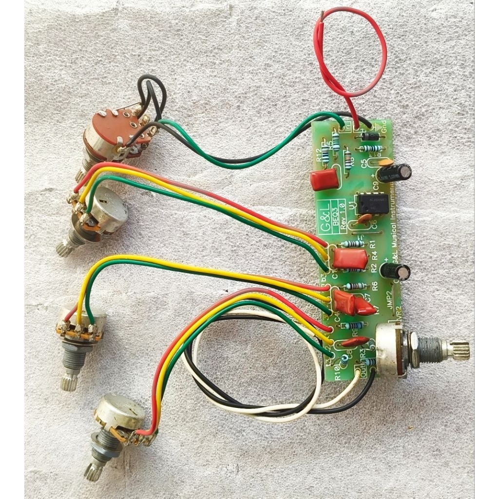 ต้นฉบับ ACTIVE BASS PREAMP