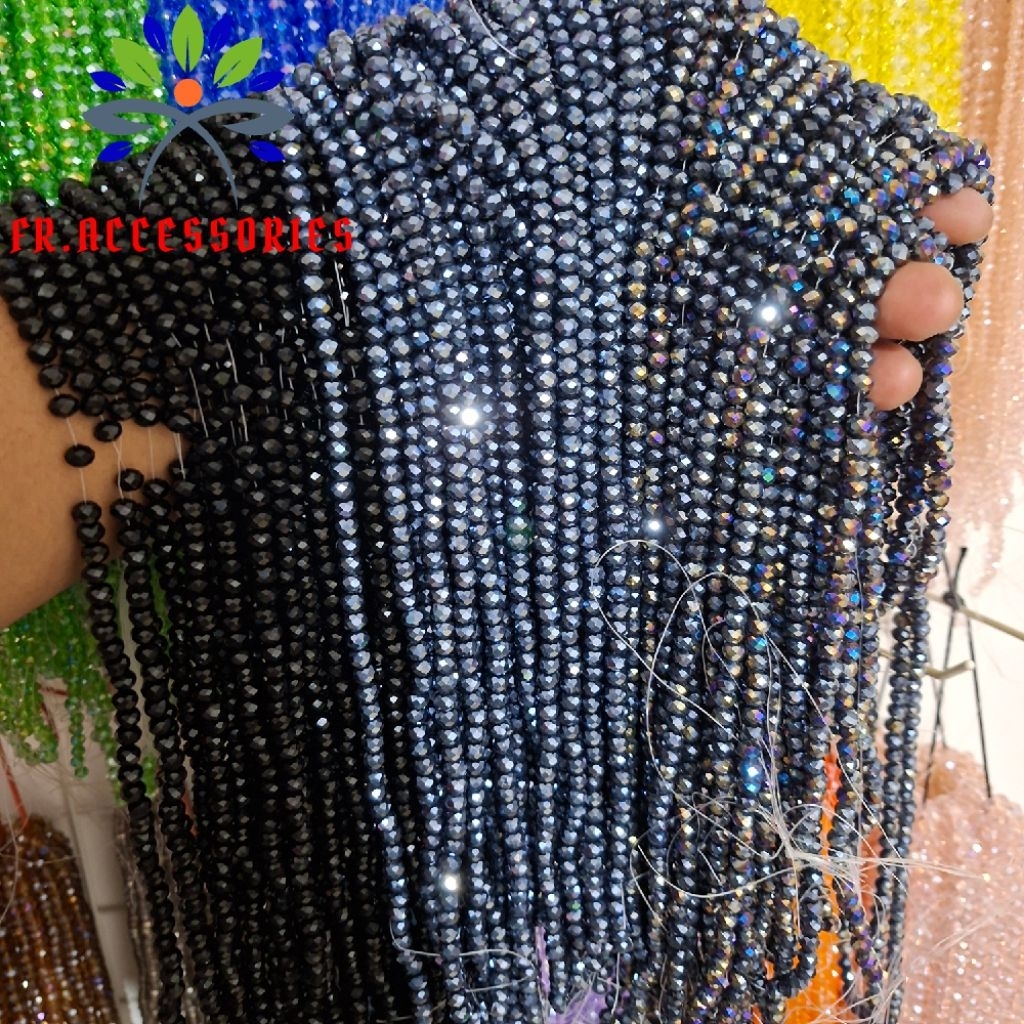 BLACK CZECH BEAD BLACK CZECH BEAD GLOSSY AB และ DOFF