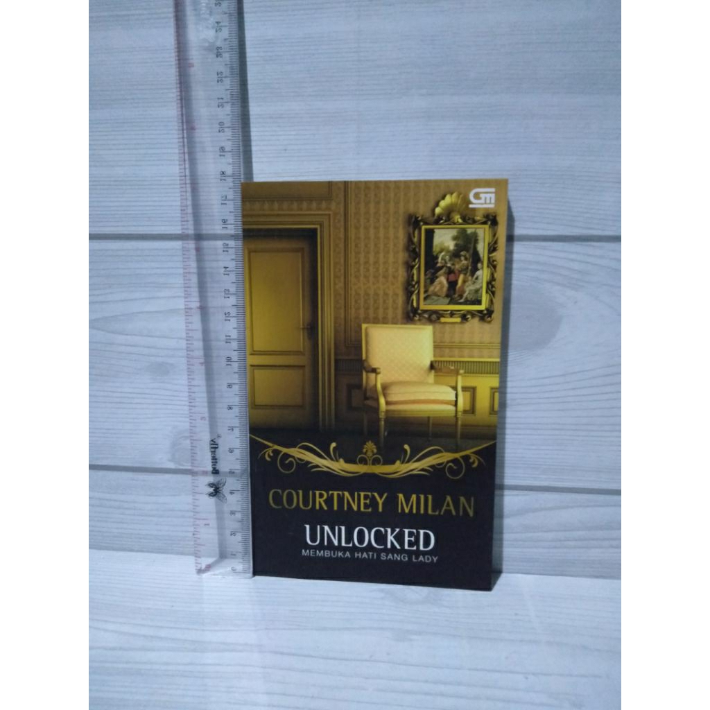 ต้นฉบับ NOVEL ปลดล็อคโดย Courtney Milan
