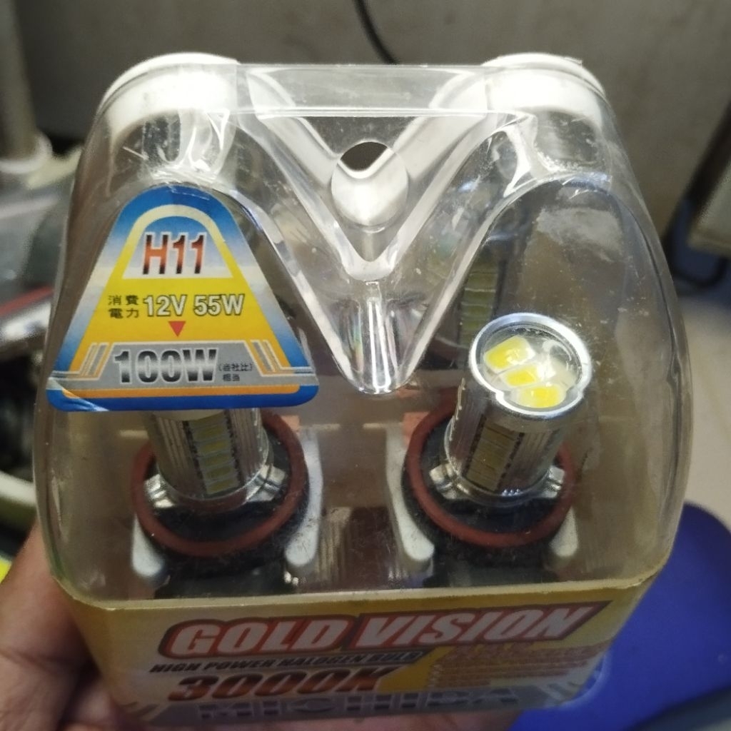 Michiba h11 ไฟ led รถยนต์สีทอง .vision 3000k
