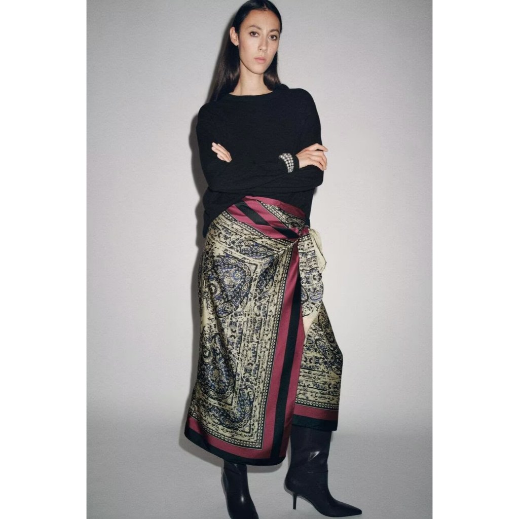 LOH27 RETRO - พิมพ์ย้อนยุคสีเบจ (XS,S,M,L) - กระโปรง 2603