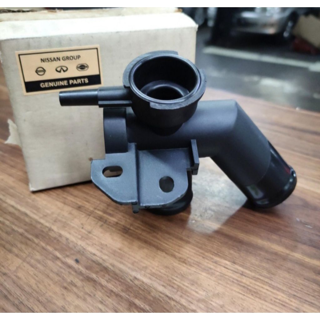 HM - ท่อช่องทางหม้อน้ําตัวบน Nissan Elgrand E52 Murano Z51 OEM Qua..