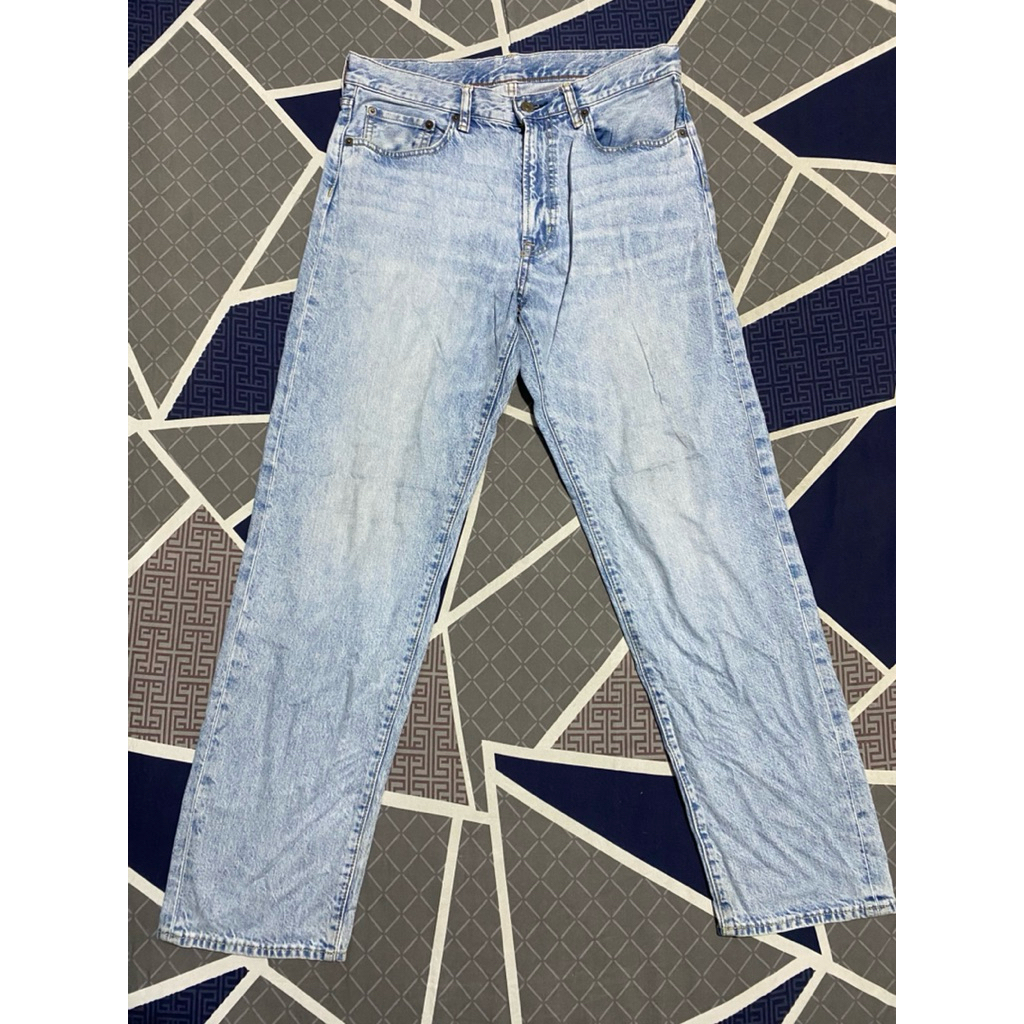 กางเกงยีนส์ GU Denim Regular Fit