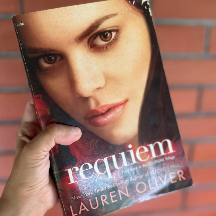 Lauren Oliver Requiem Delirium Trilogy Book 3 Fantasy Fiction English Preloved Novel Book
