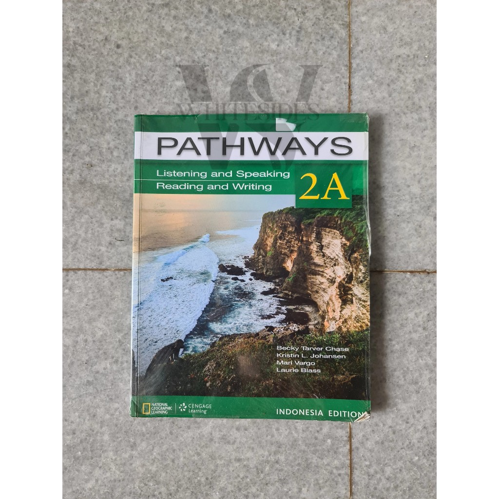 ทางเดิน - ชุดการ์ตูน Winnie The Pooh Shinchan TOIEC Books Dilan Palladin + Mocking Jay Books Diary o