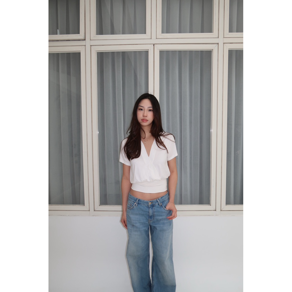 KATUN ODETTE BUBBLE V-NECK | Maison Cher Basic Cotton Stretch Casual Official Top