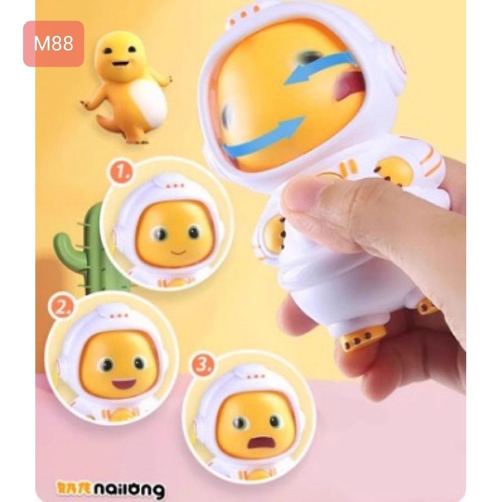 GANTUNGAN [M88] NAILONG TOY FACE CHANGING KEYCHAIN