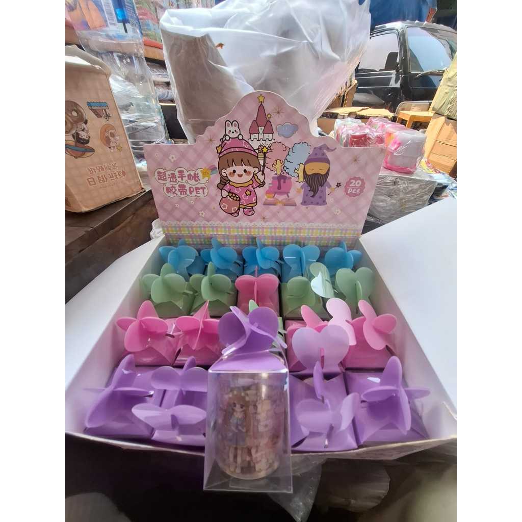 Momo Pink Box Roll Sticker @20pc