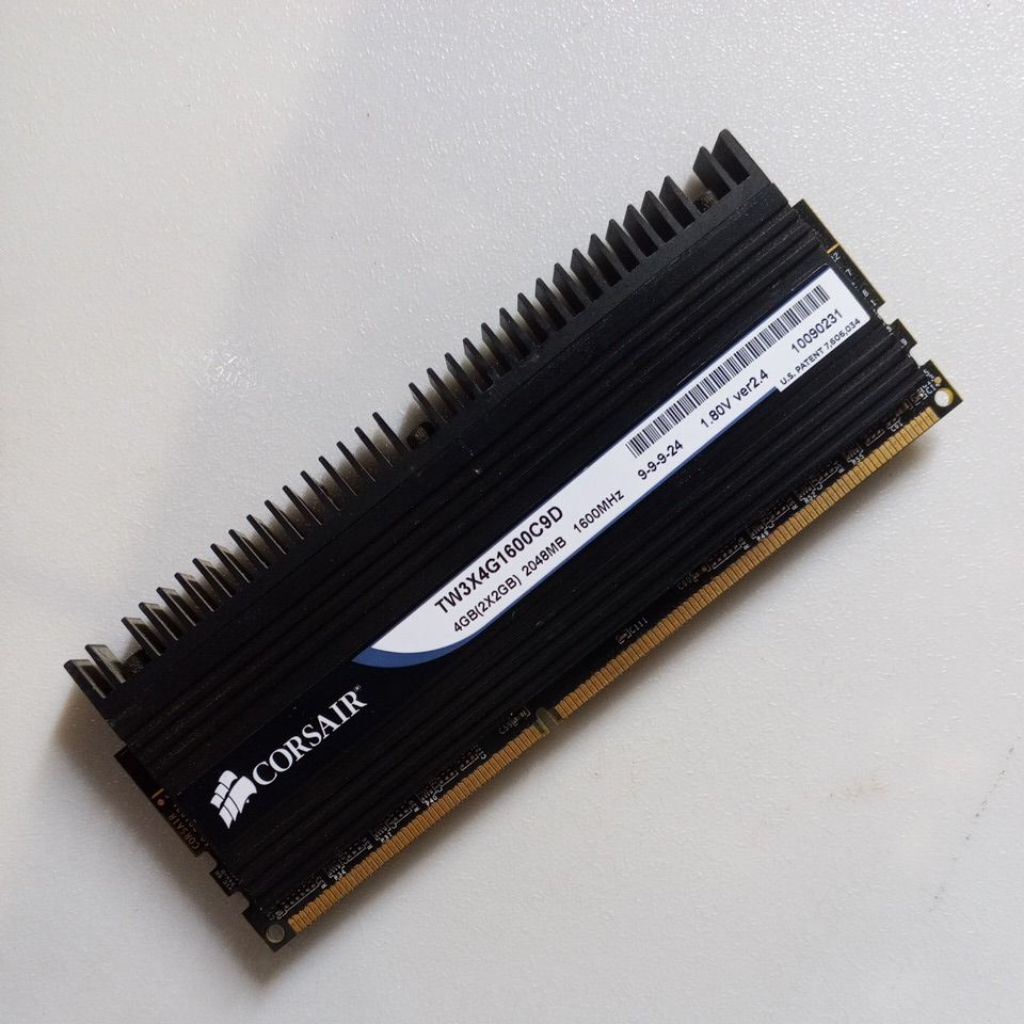 Ram Corsair Dominator 4GB(2x2GB) 2048MB 1600MHz TW3X4G1600C9D