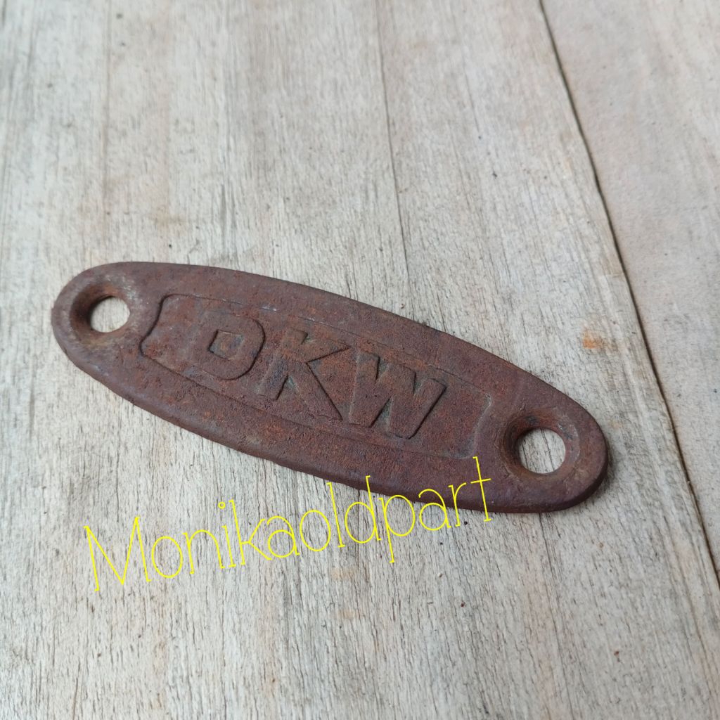 MESIN ORIGINAL DKW Hummel Moped DKW Engine Puller Emblem