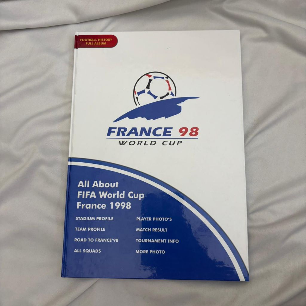 ทั้งหมดเกี่ยวกับ FIFA World Cup France 1998 ปกแข็ง