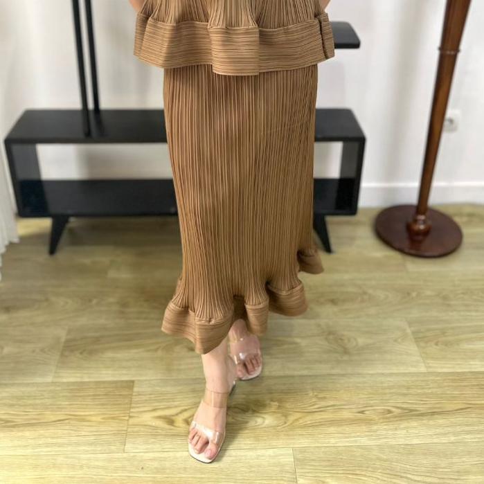 - MISHA SKIRT PREMIUM PLEATS