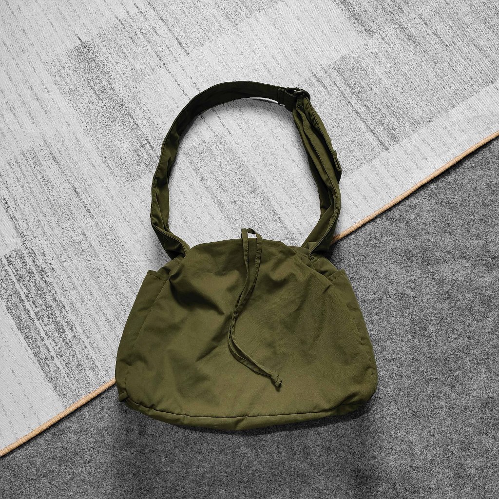 Uniqlo :C Soft Puffy Shoulder Bag