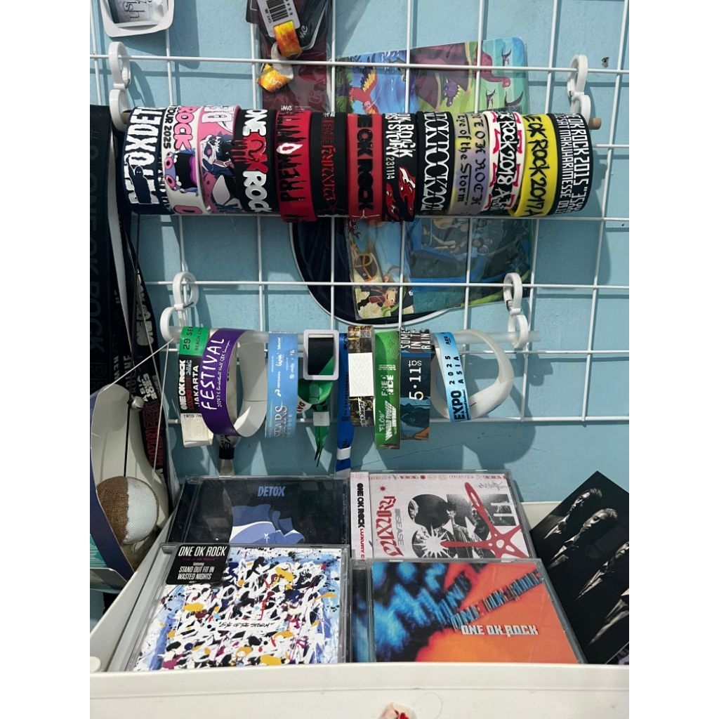 Rubberban ONE OK ROCK สินค้าญี่ปุ่นอย่างเป็นทางการ 2015-2025