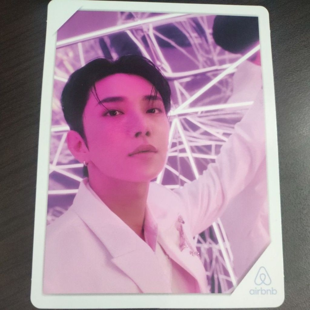 โปสการ์ด Seventeen Joshua airbnb